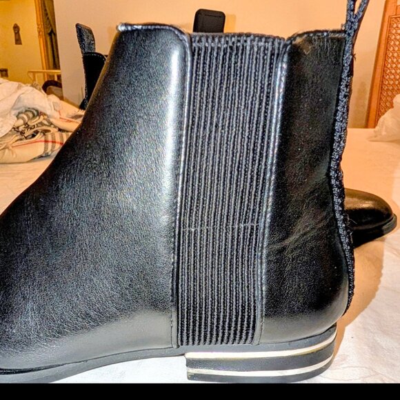 DKNY Lacey Metallic - Stripe Booties - Picture 3 of 8